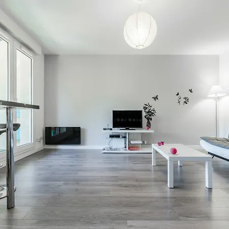 Cambo Apartment *